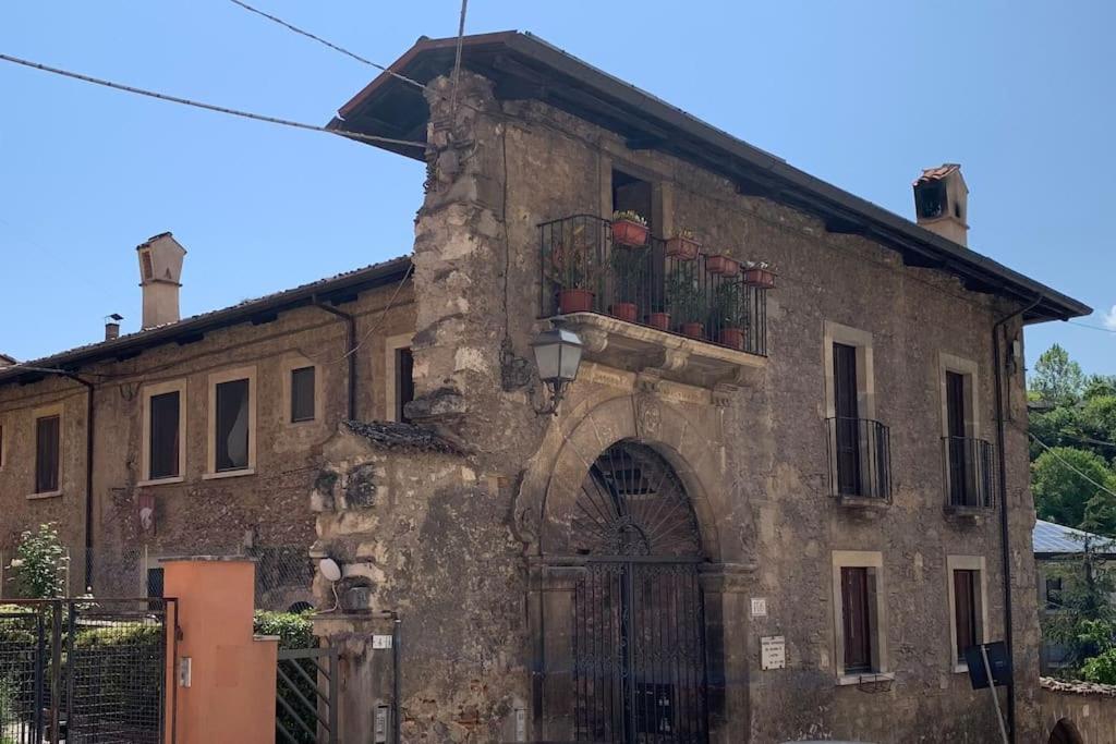 Caldora Apartment LʼAquila Zewnętrze zdjęcie